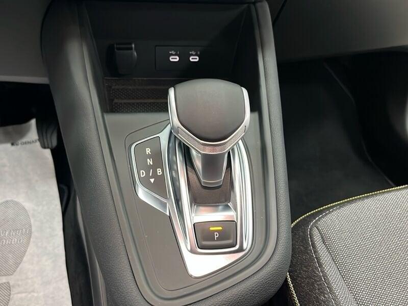 Renault Symbioz techno full hybrid E-Tech 145cv