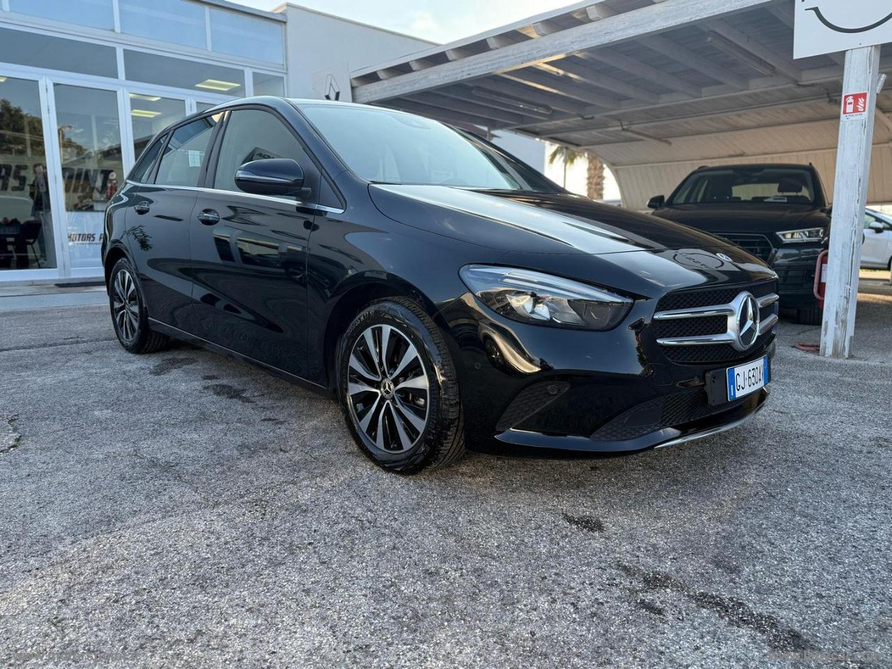 MERCEDES-BENZ B 180 d Business Extra