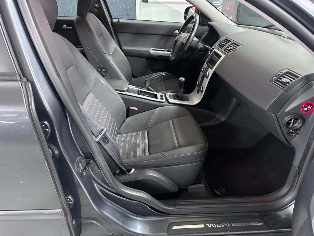 Volvo V50 D2 POLAR