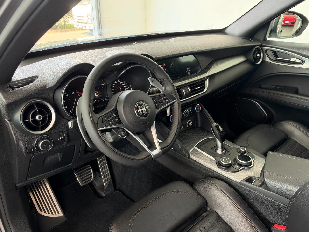 Alfa Romeo Stelvio 2.0 t 200cv AT8 Q4 SUPER