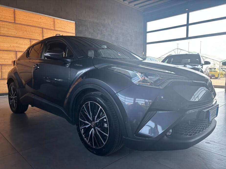 Toyota C-HR 1.8 Hybrid E-CVT Lounge