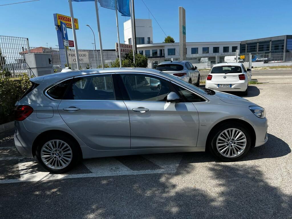 BMW Serie 2 Active Tourer 216 d Luxury Auto