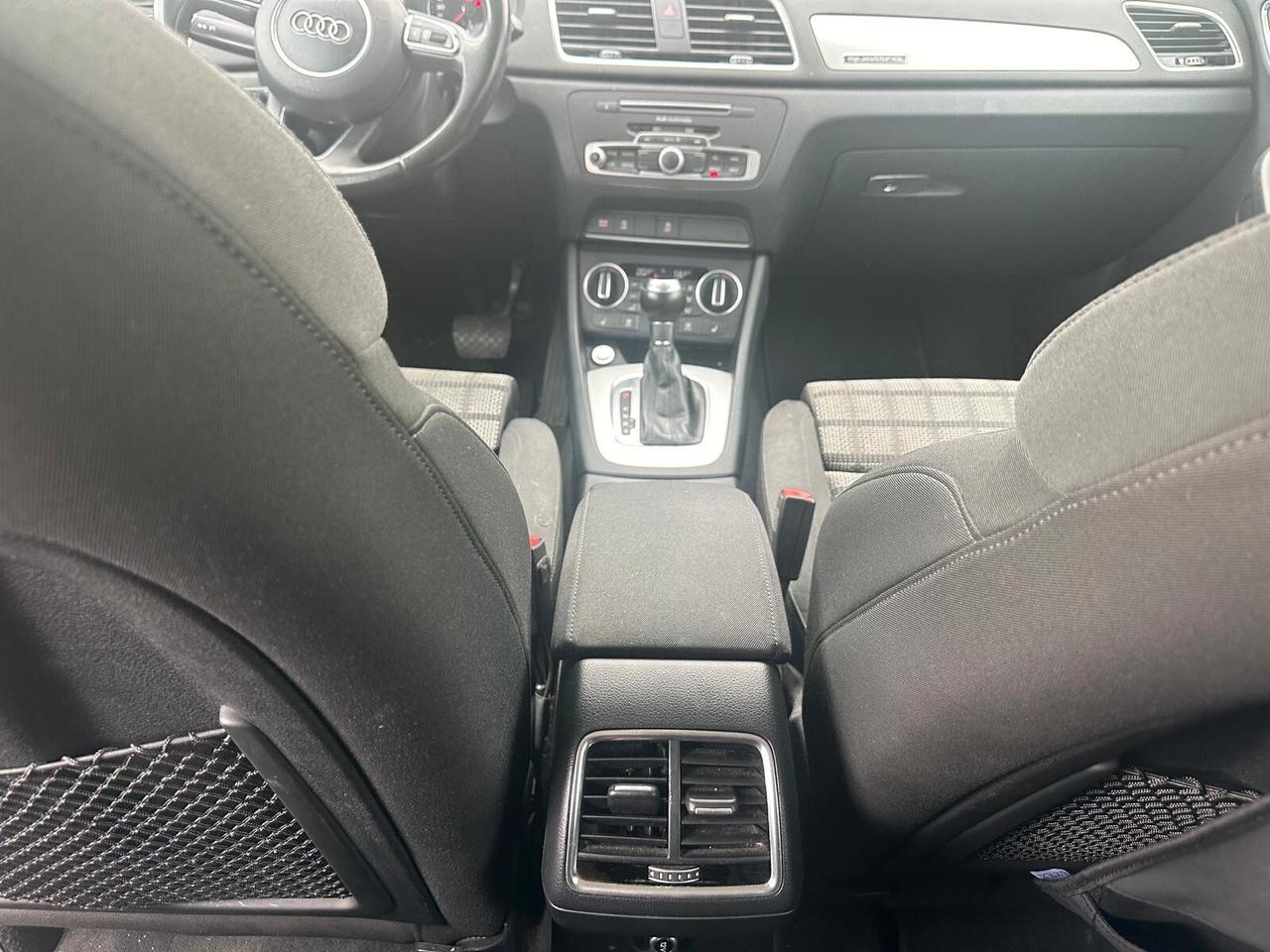 Audi Q3 2.0 TDI 150 CV quattro S tronic Sport