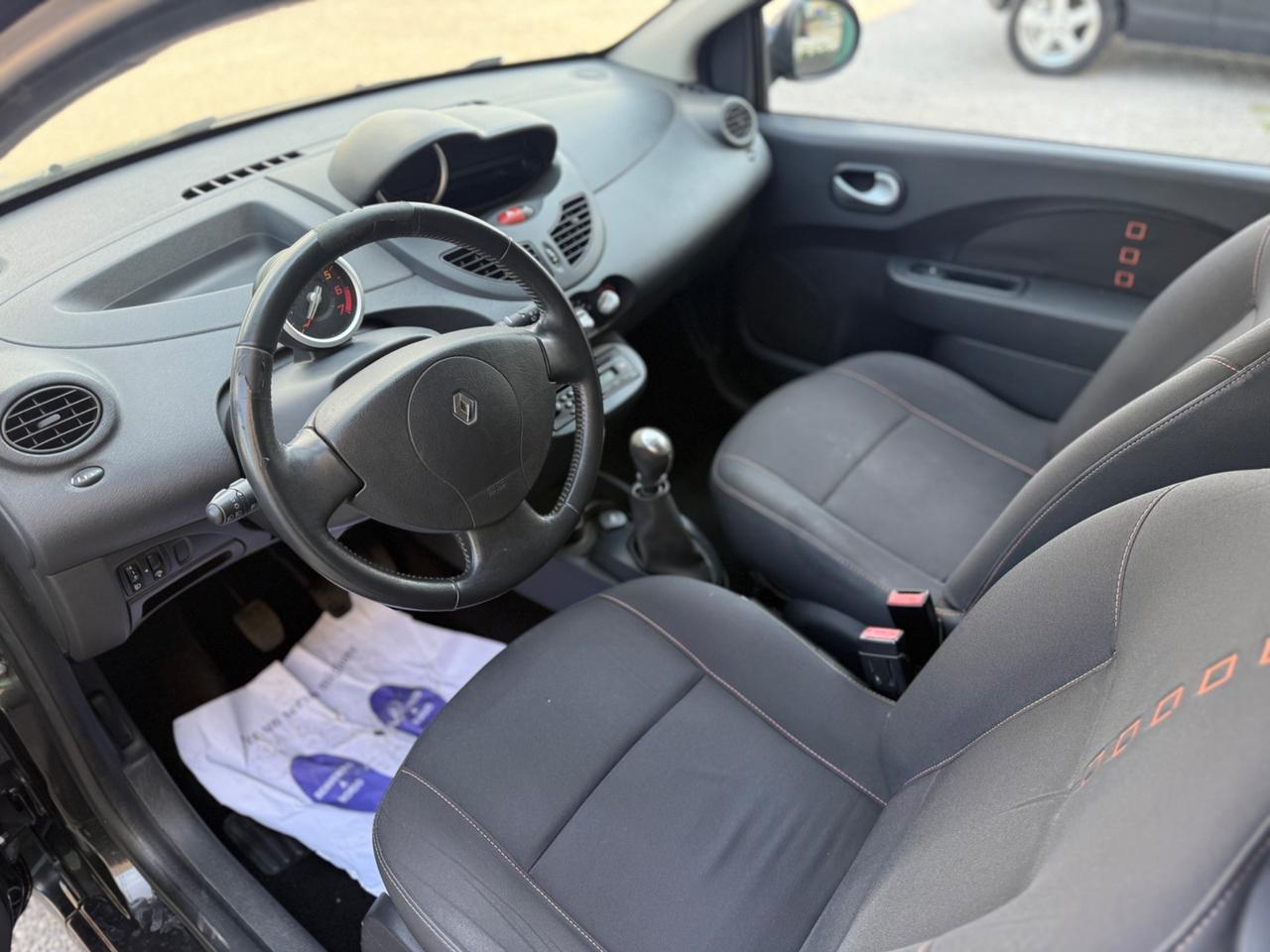 Renault Twingo 1.2 8V Le Iene