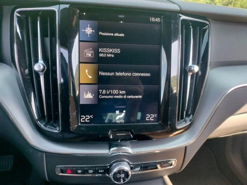 Volvo XC60 D5 AWD Geartronic Momentum