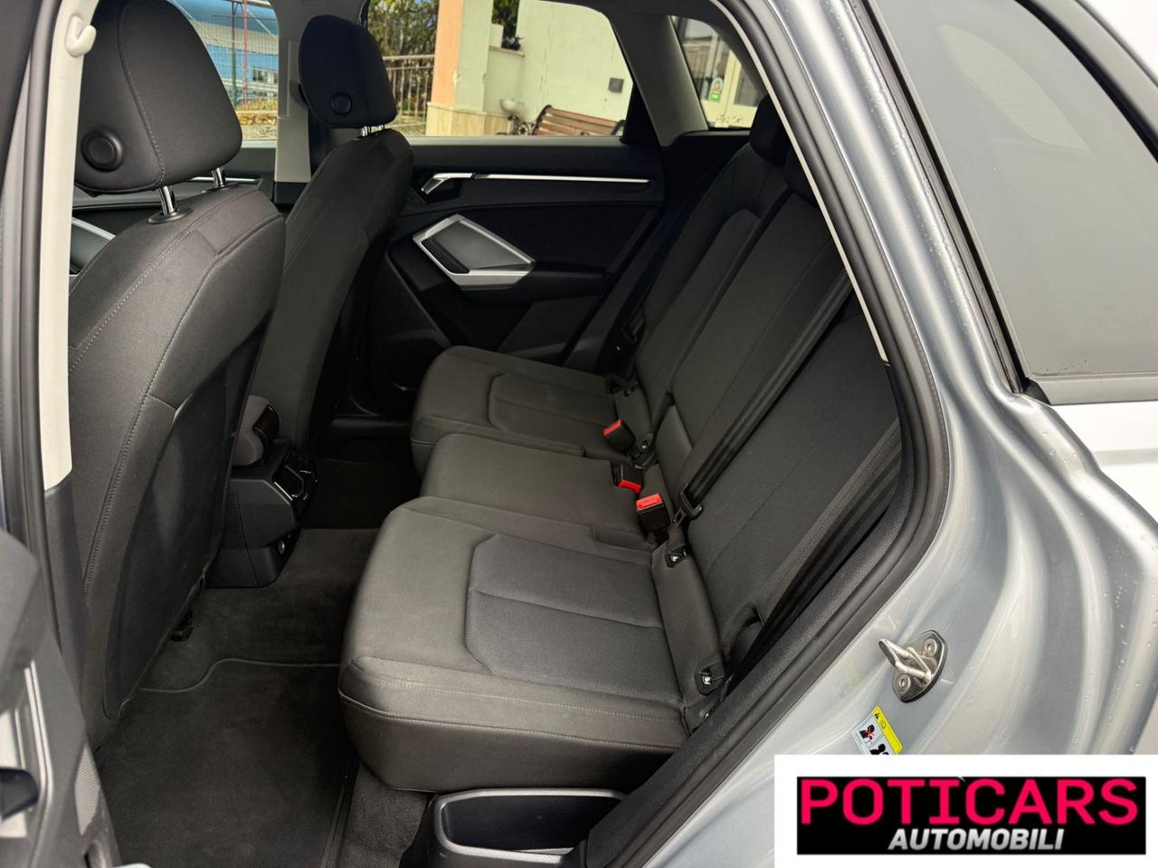 Audi Q3 35 TDI S tronic Business Advanced