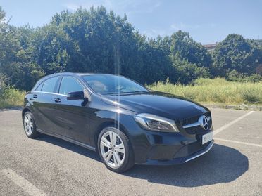 MERCEDES BENZ Classe A 180 automatica 110cv