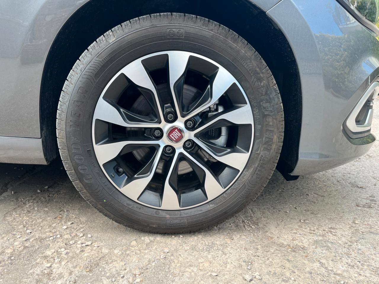 Fiat Tipo 1.6 RESTYLING 5P 2023