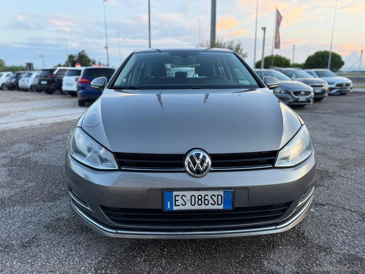 VOLKSWAGEN Golf 1.6 TDI 5 PORTE 4 MOTION BLUEMOTION TECHNOLOGY