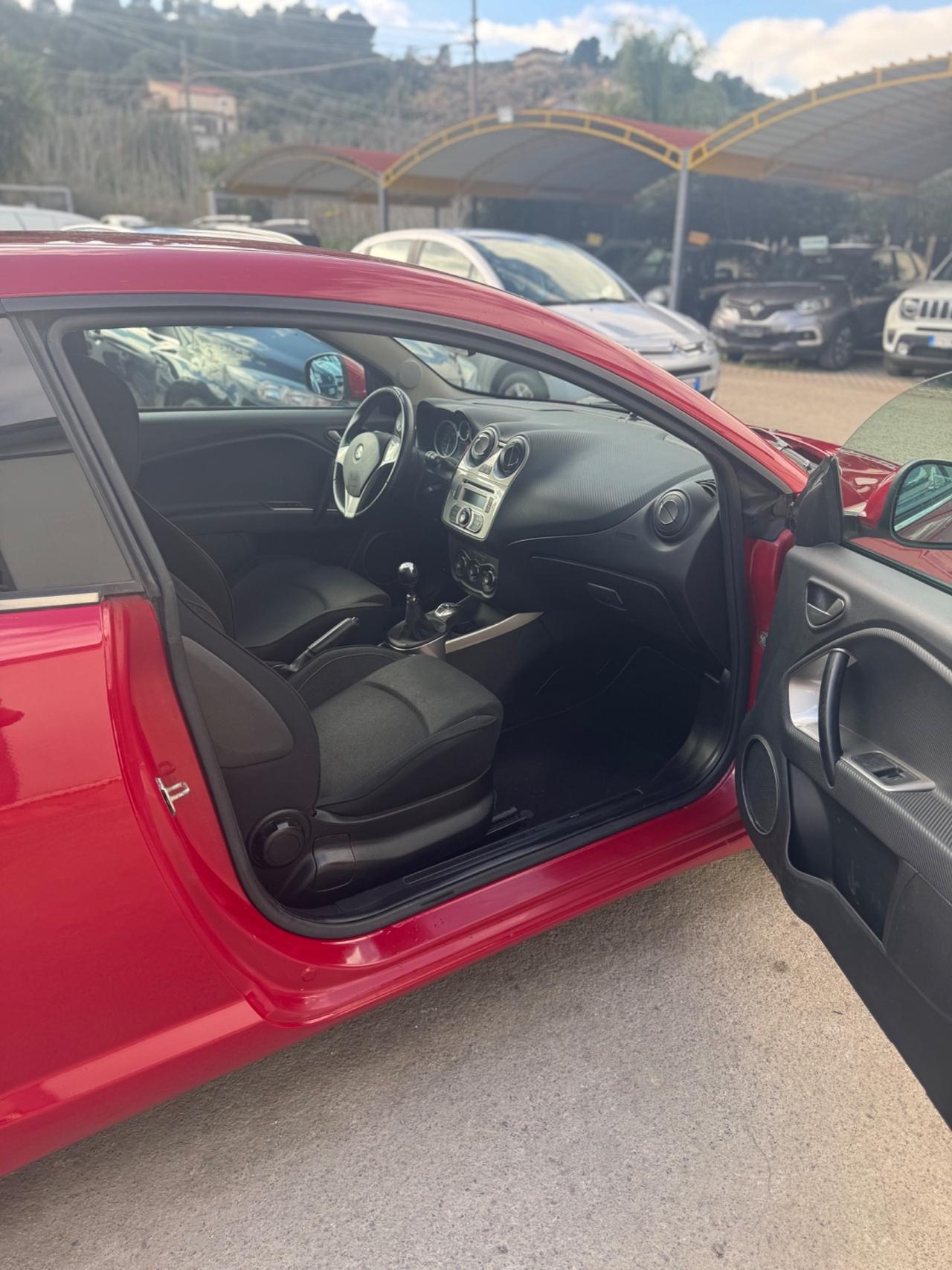 Alfa Romeo MiTo 1.3 JTDm 16V 90 CV Distinctive Sport Pack