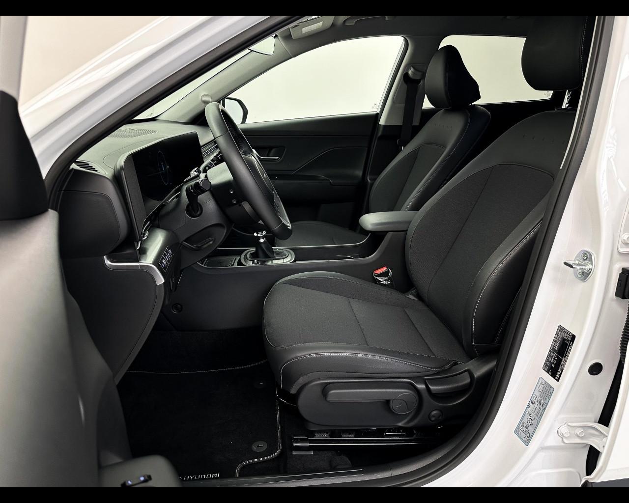 HYUNDAI KONA ICE MY25 1.0T 48V MT XLINEPLUS