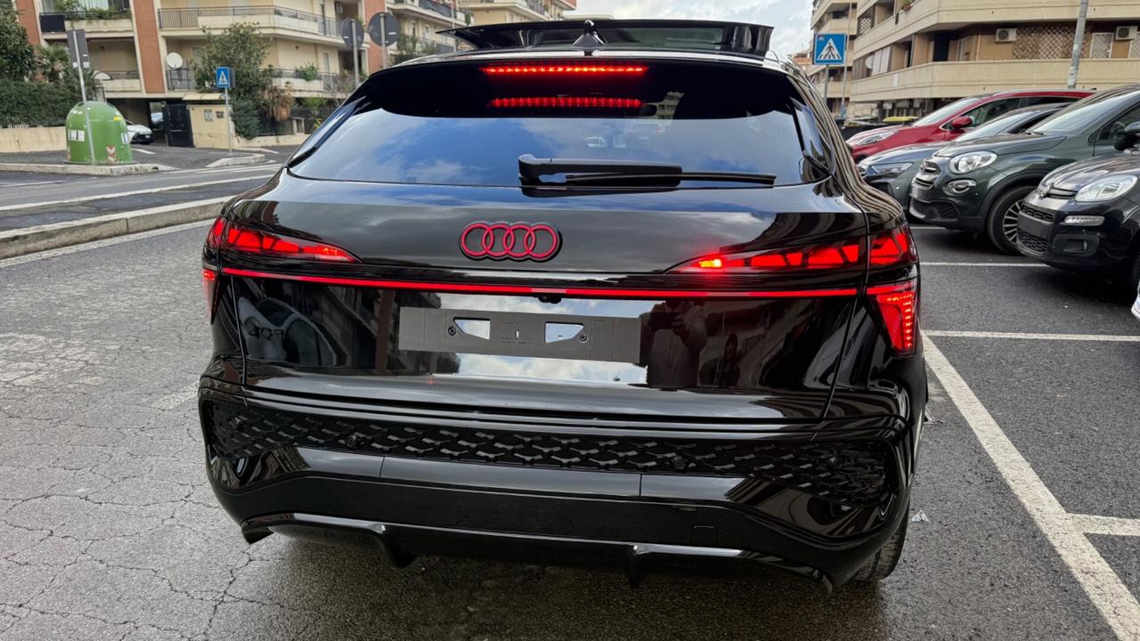 Audi Q3 SPB TDI 110 kW S tronic S Line edition MATRIX PELLE TETTO KAMERA 360 PACCHETTO AMBIENTE PDC