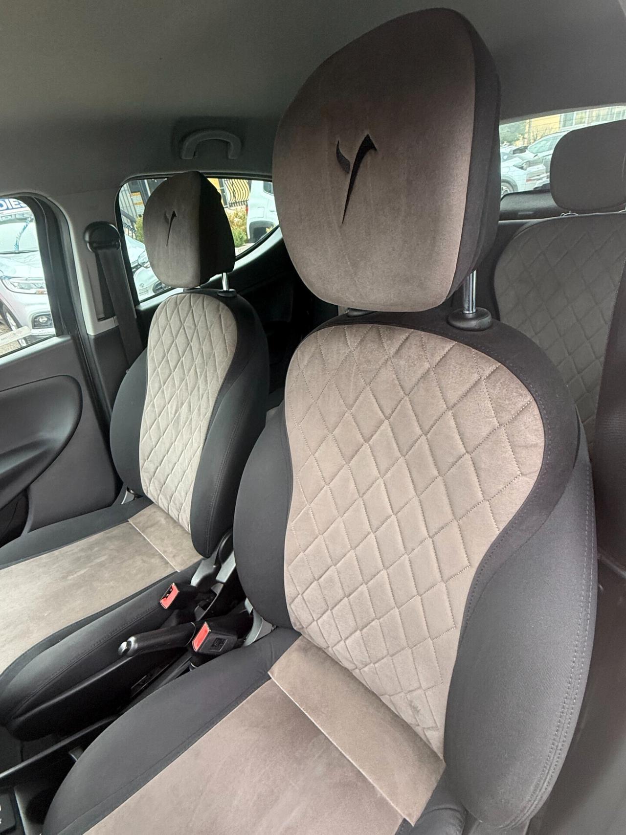 Lancia Ypsilon 1.2 69 CV Platinum 70.000 km