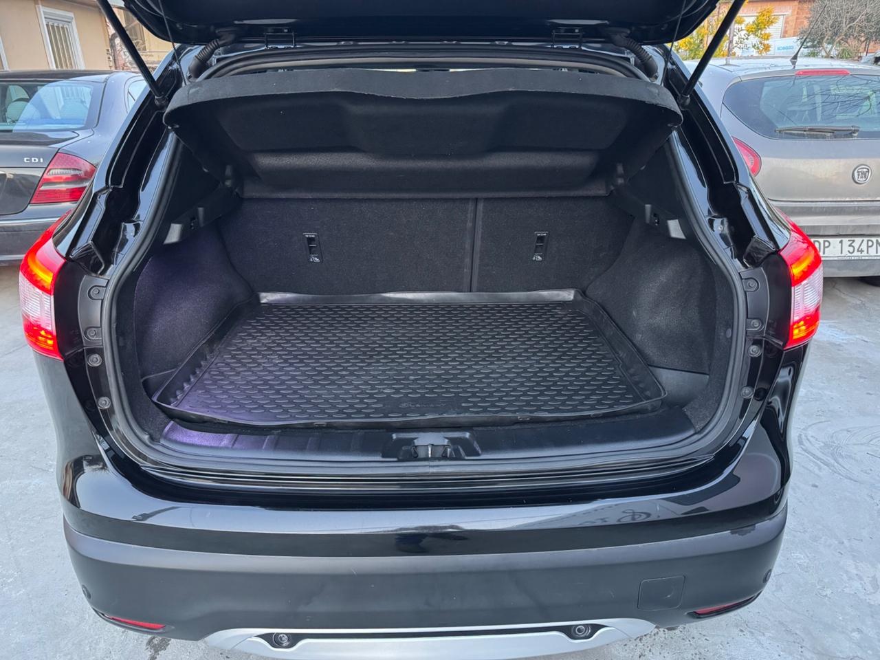 Nissan Qashqai 1.6 dCi 4WD Tekna