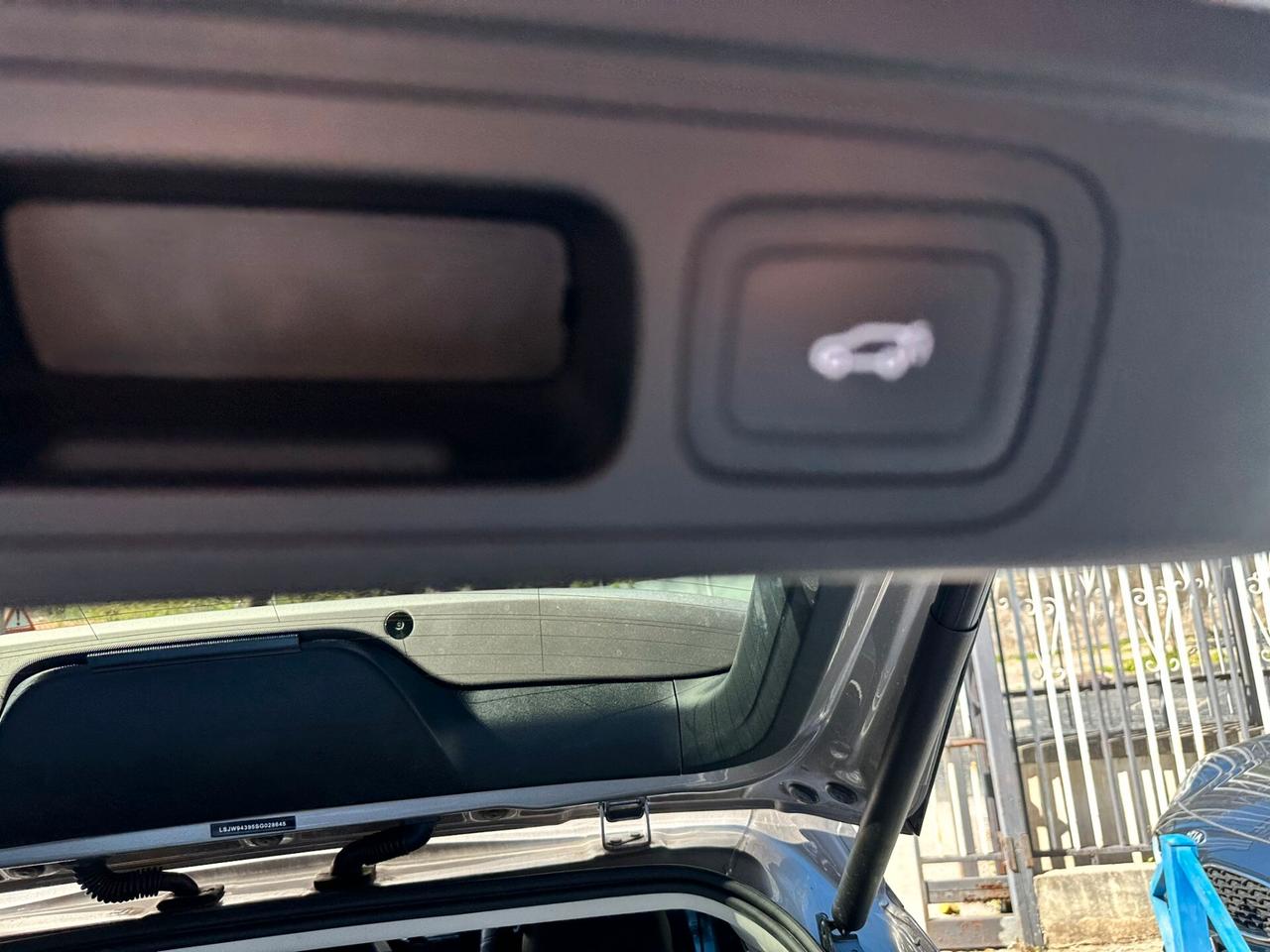 Mg HS PHEV Luxury PREZZO REALE