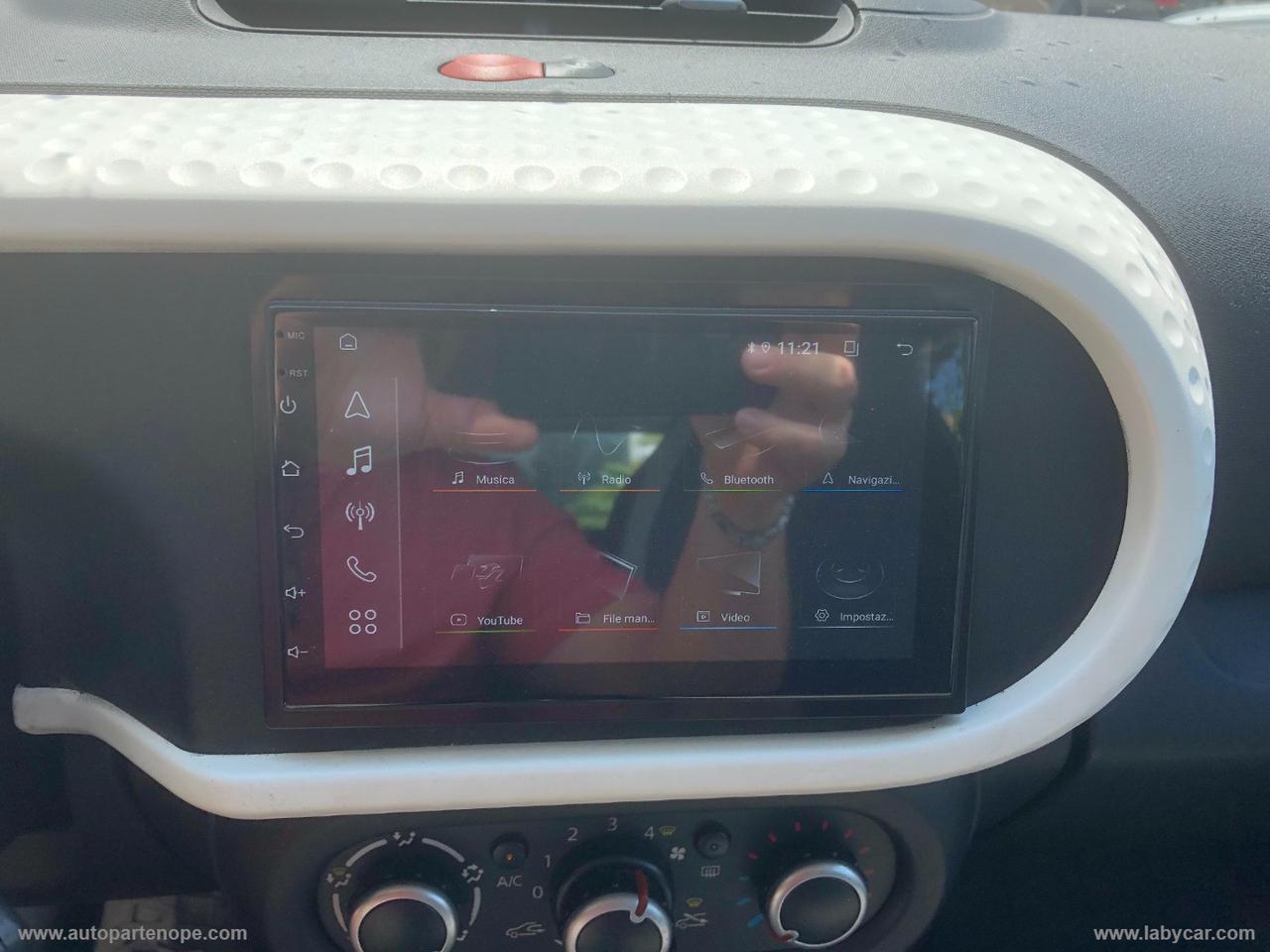 RENAULT Twingo SCe S&S Intens