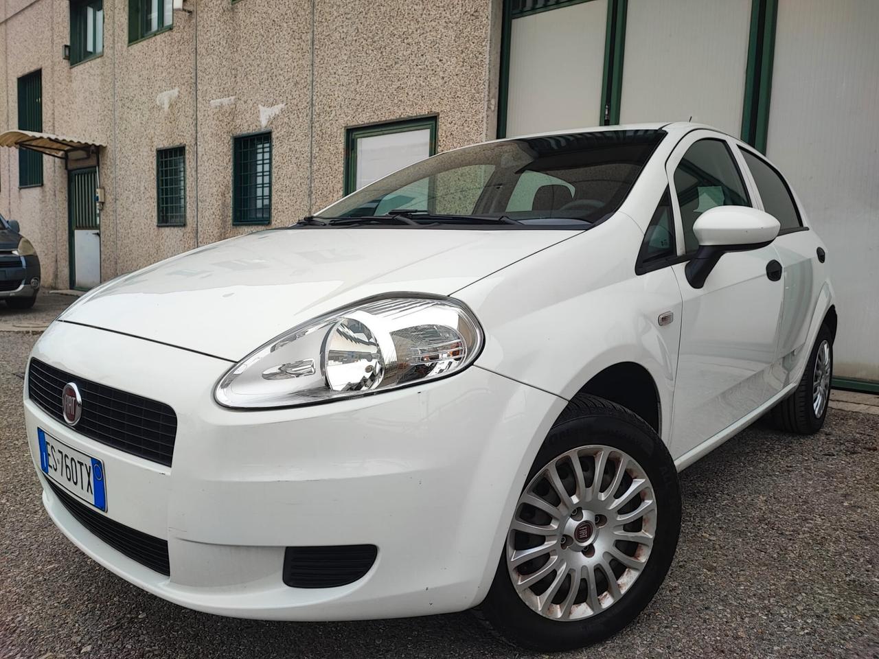 Fiat Grande Punto 1.4 5 porte BENZINA METANO 2013