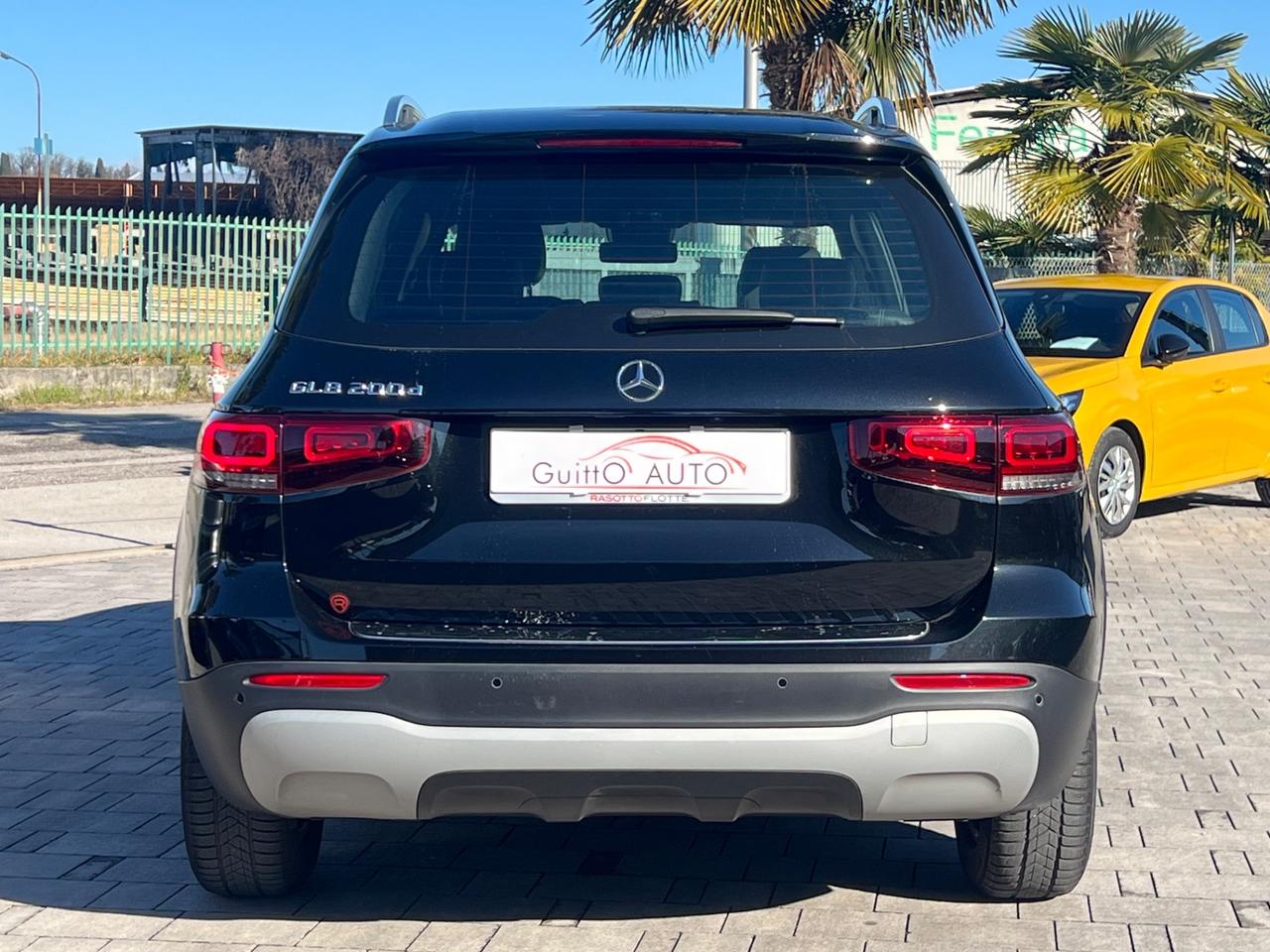 Mercedes-benz GLB 200 d 150cv Business FINANZIABILE