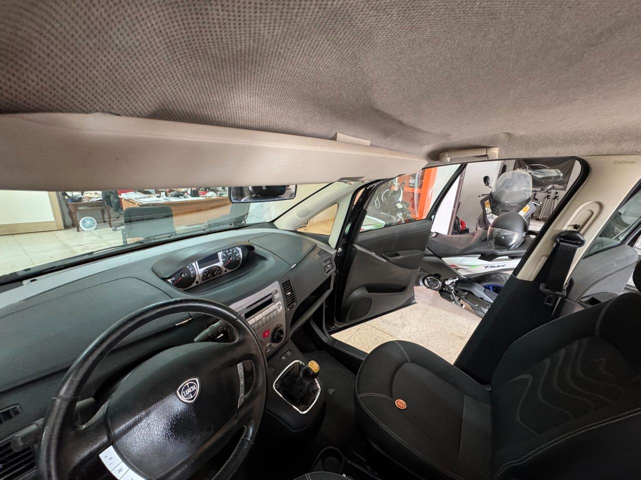 Lancia MUSA 1.3 Mjt 95 CV Gold OK NEOPATENTATI