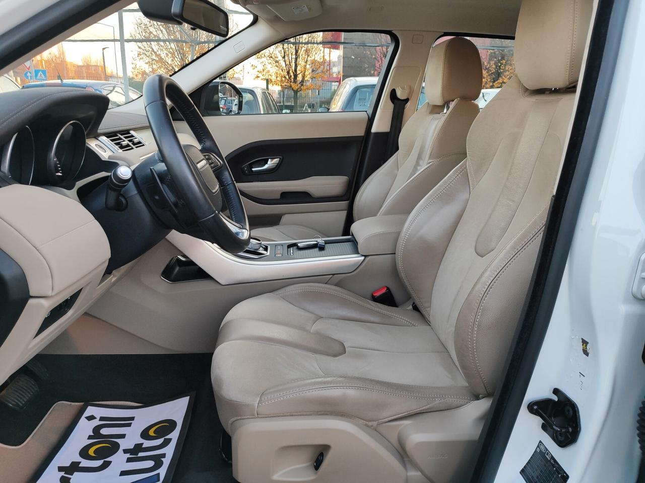 Land Rover Range Evoque 2.2 TD4 5p. Pure Automatica