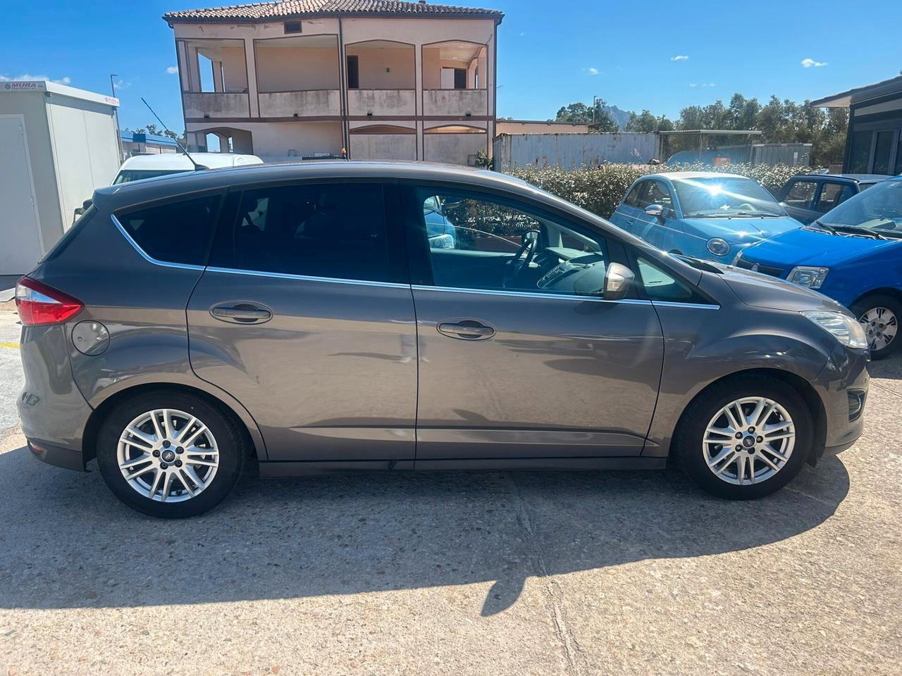 FORD C MAX TITANIUM