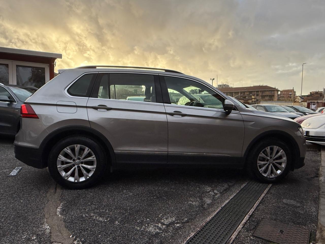 Tiguan 1.6 tdi 116 CV-unipro-rate-garanzia