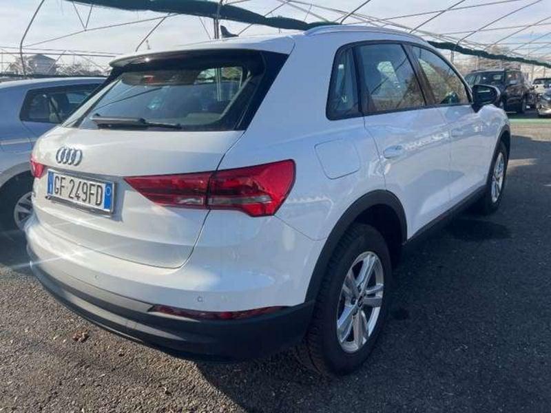 Audi Q3 45 1.4 tfsi e Business s-tronic