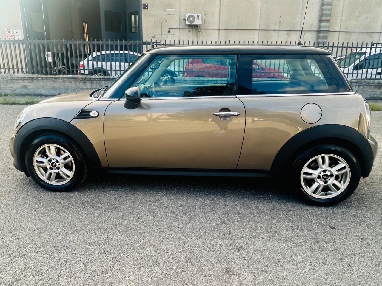 Mini Cooper D 1600 110cv 180000 km
