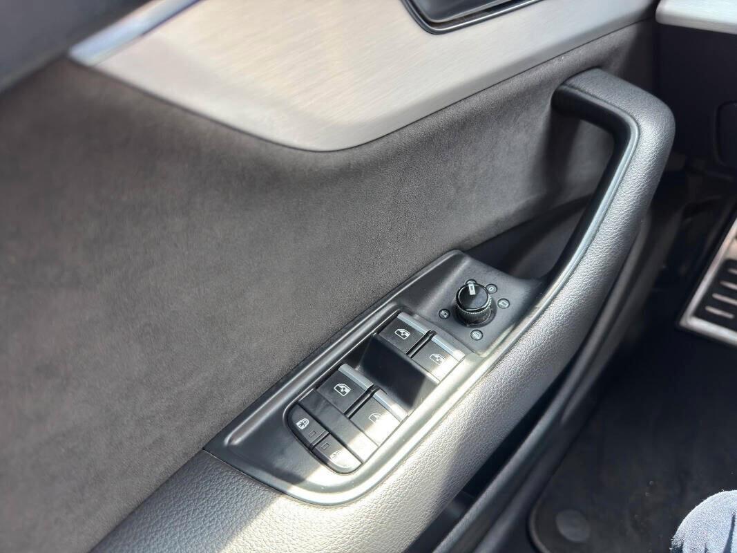 Audi Q8 45 TDI quattro tiptronic Sport 2020