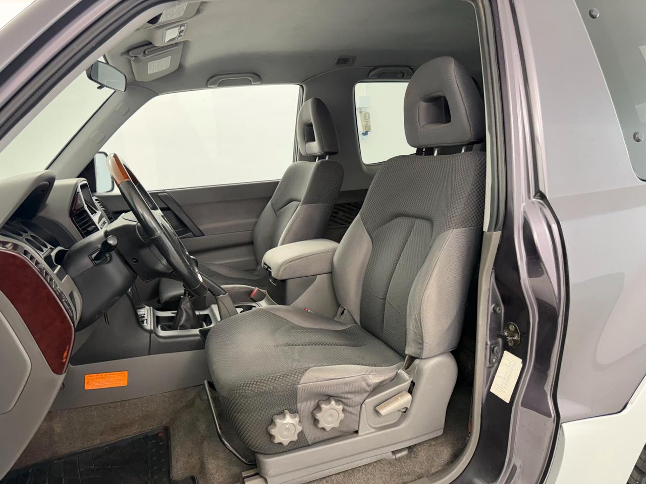 Mitsubishi Pajero 3.2 16V DI-D 3p. GLS