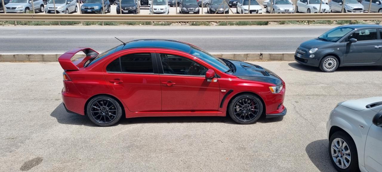 Mitsubishi Lancer Evolution 2.0 T S-AWC MR TC-SST