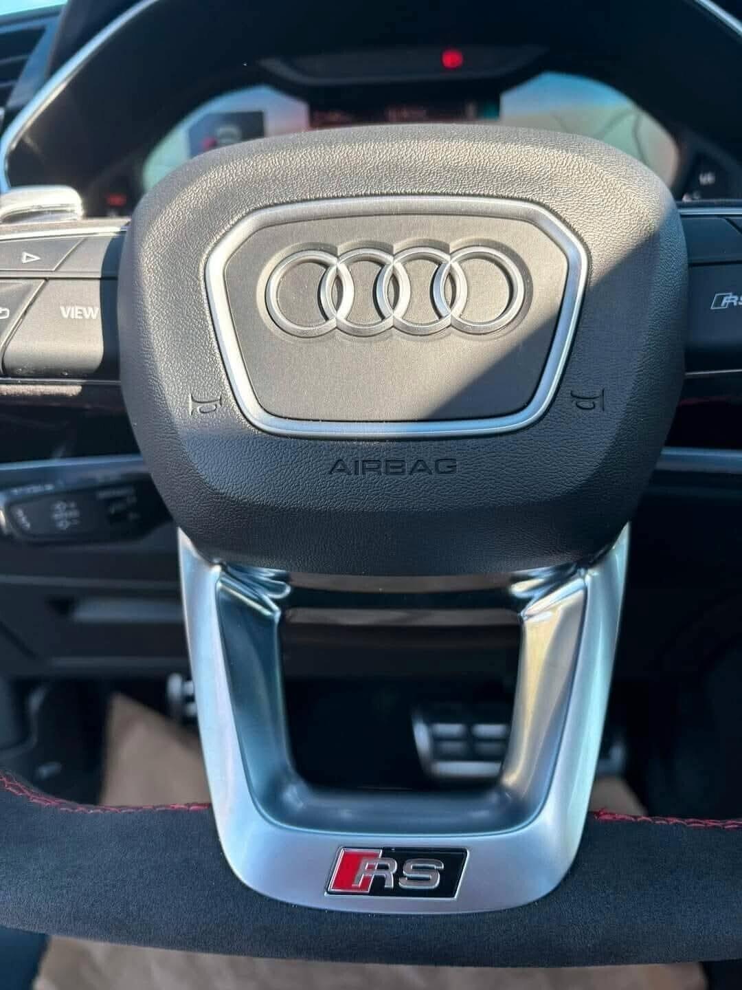 Audi Q3 RS Q3 SPB quattro S tronic s line.-