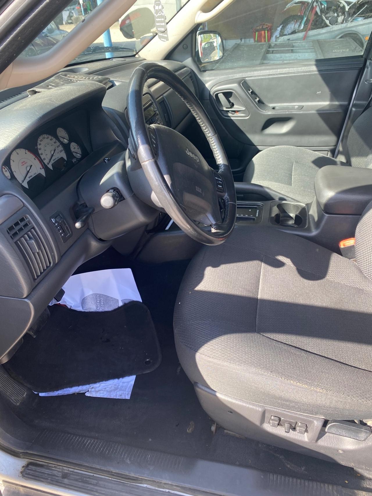 Jeep Grand Cherokee 2.7