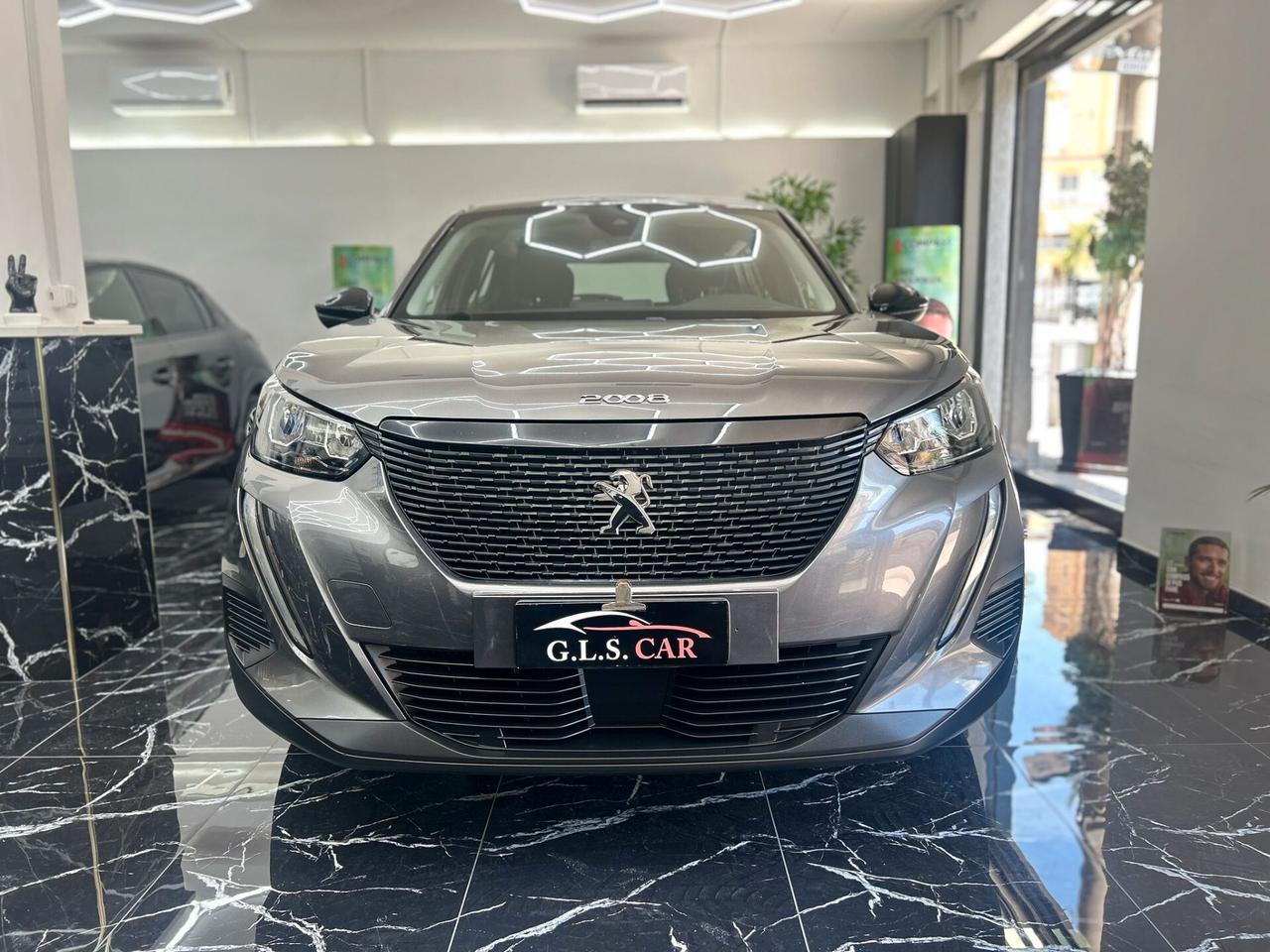 Peugeot 2008 1.2 benzina 130 CV Active pack