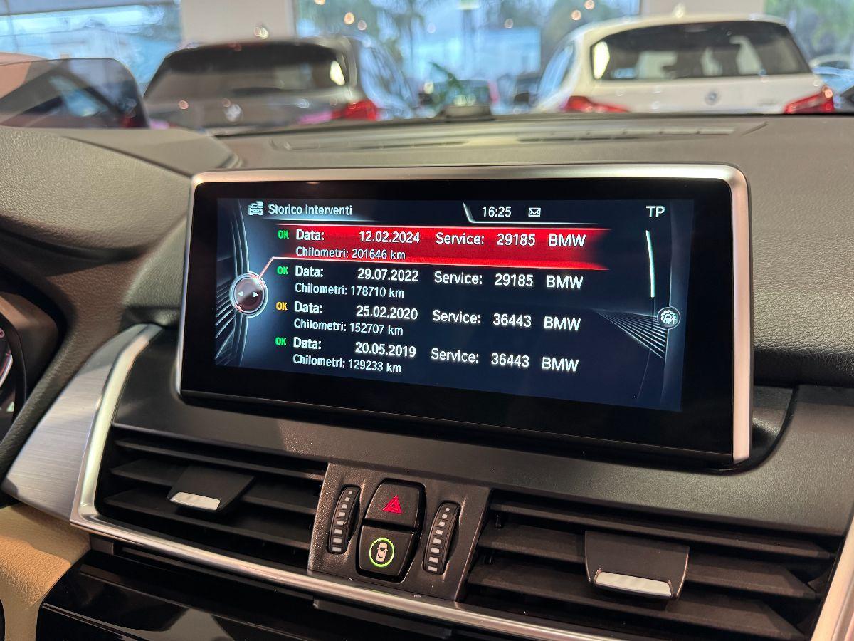 BMW Serie 2 218d Active Tourer Luxury Tetto Pelle