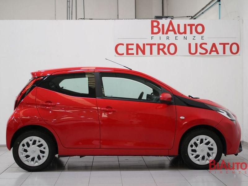 Toyota Aygo Aygo 5p 1.0 x-cool 72cv