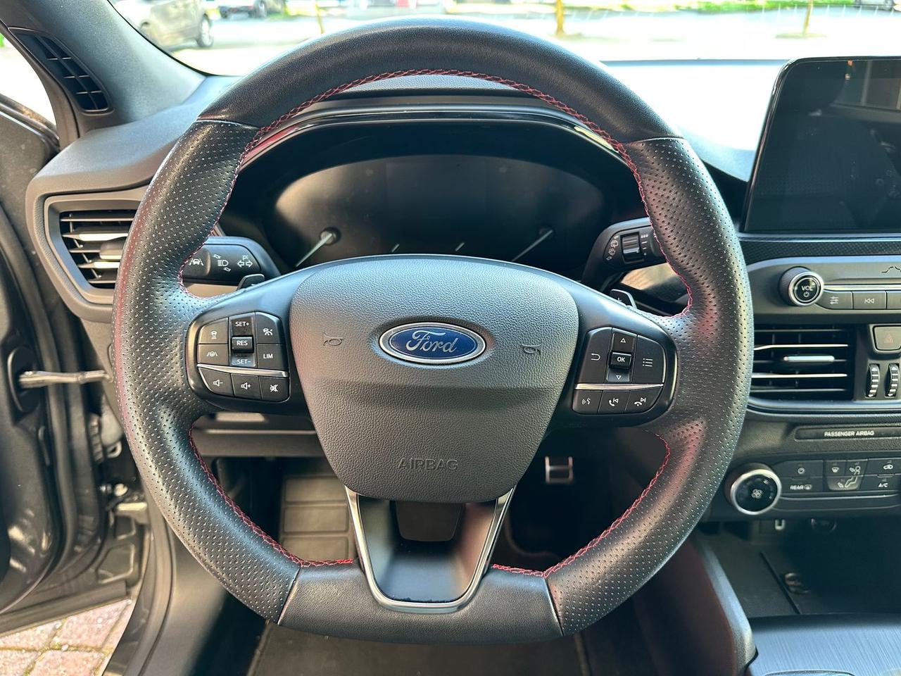 Ford Focus ST Line CO-PILOT 1.0 EcoBoost