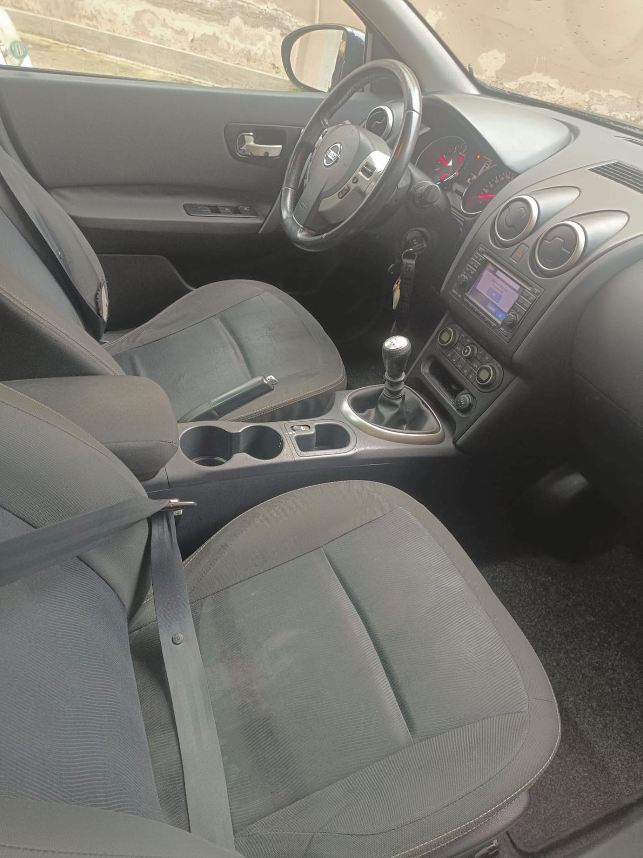 Nissan Qashqai 1.5 dCi DPF Tekna