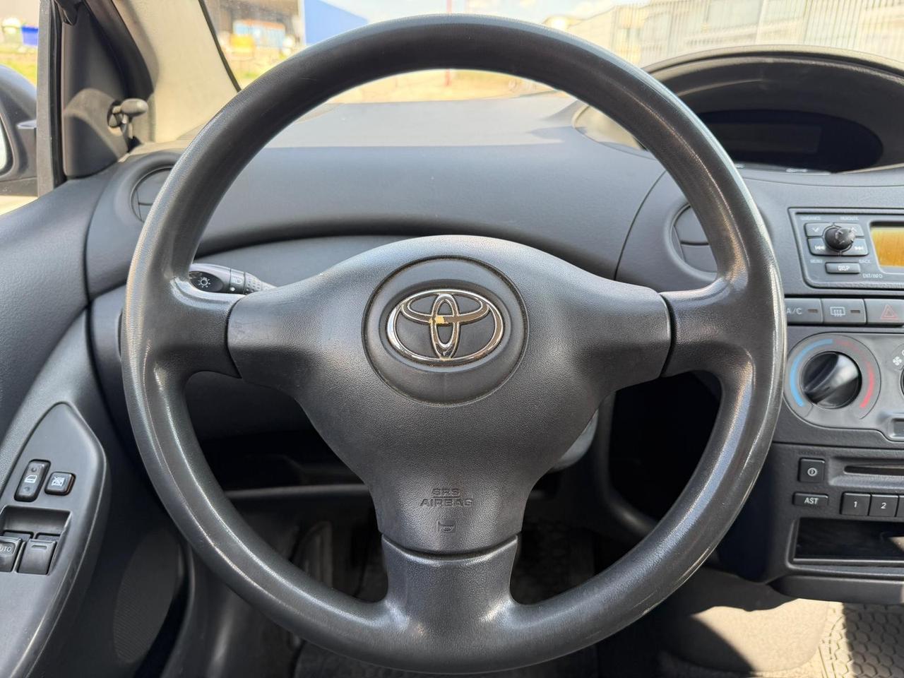 Toyota Yaris tdi D-4D Sol