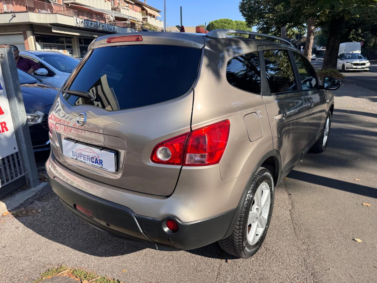 Nissan Qashqai+2 1.6 BENZ 7 POSTI GARANZIA 12 MESI