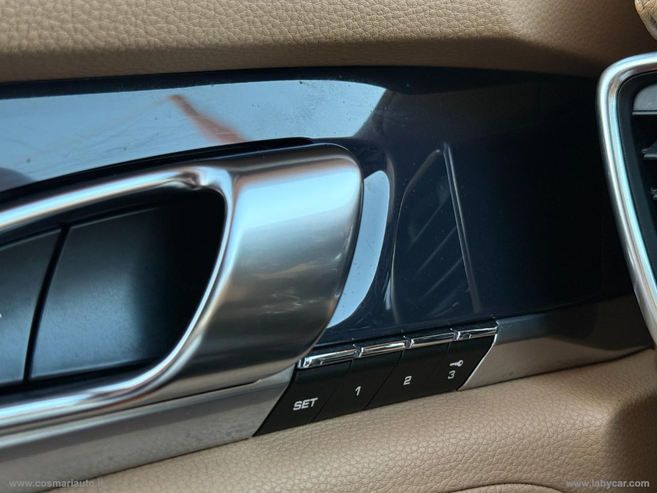 PORSCHE Panamera 3.0 Diesel