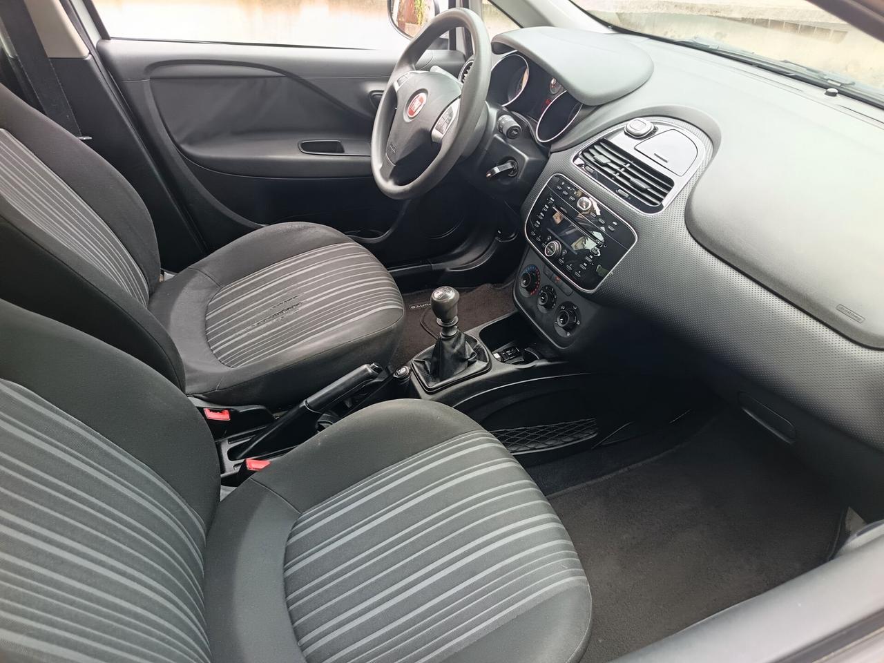 Fiat Punto Evo 1.2 5 porte 2011 ok neo patente ok neo patente