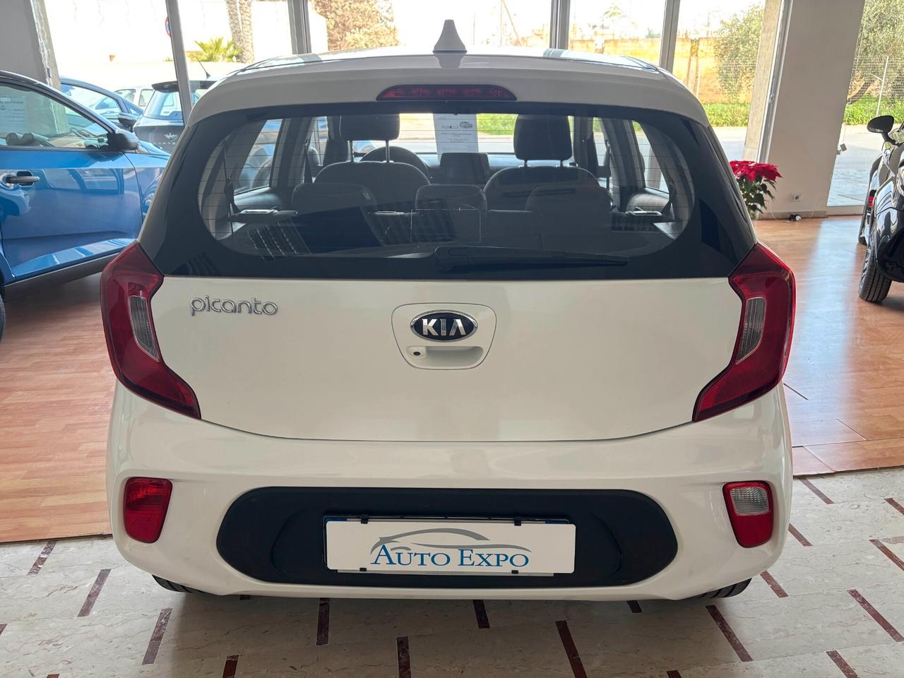 Kia Picanto 1.0 12V 5 porte Urban