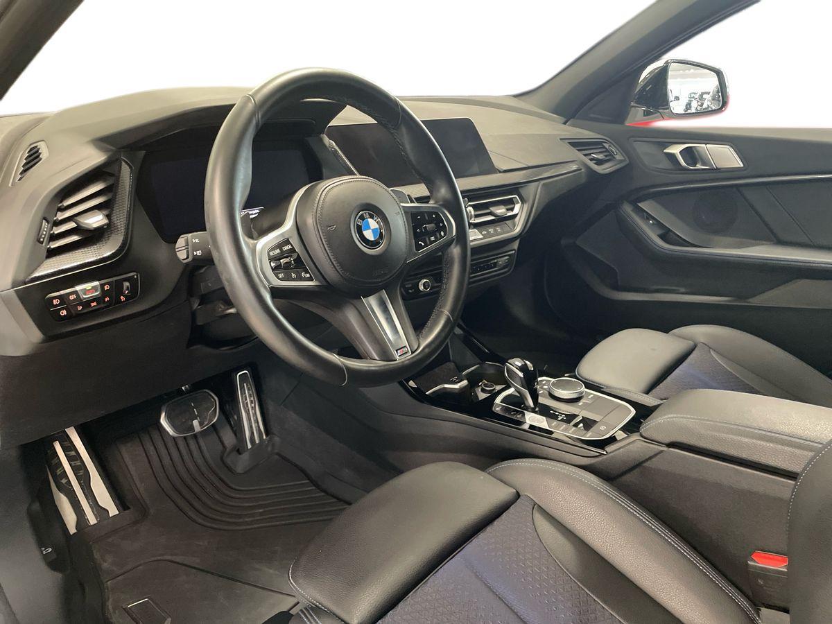 BMW Serie 1 F40 - 118d Msport auto