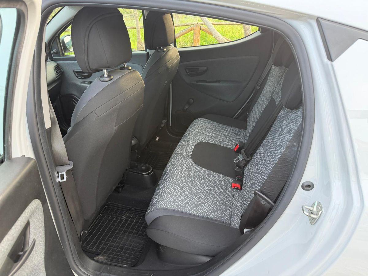 LANCIA - Ypsilon - 1.0 FireFly 5p. S&S Hybrid Gold
