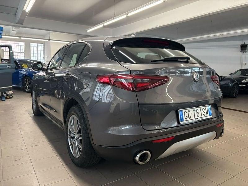 Alfa Romeo Stelvio 2.2 Turbodiesel 160 CV AT8 RWD Super AUTOCARRO