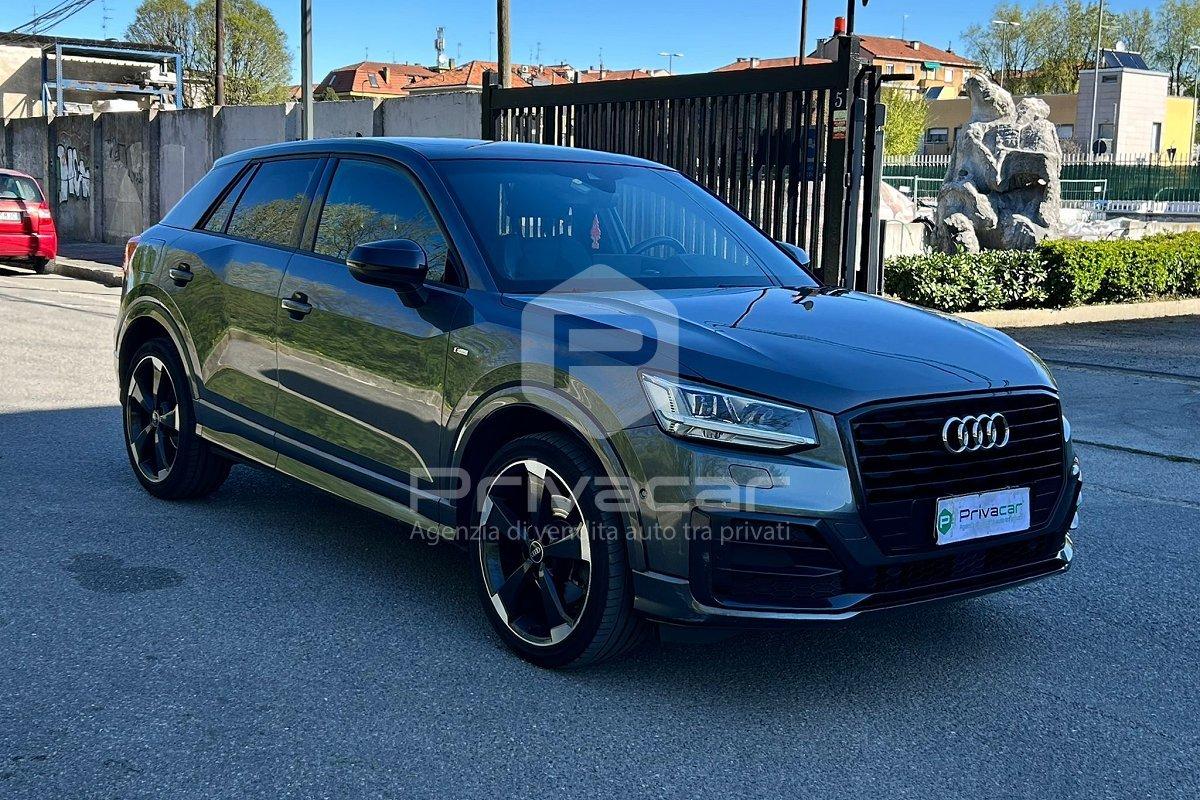 AUDI Q2 35 TFSI S tronic Identity Black