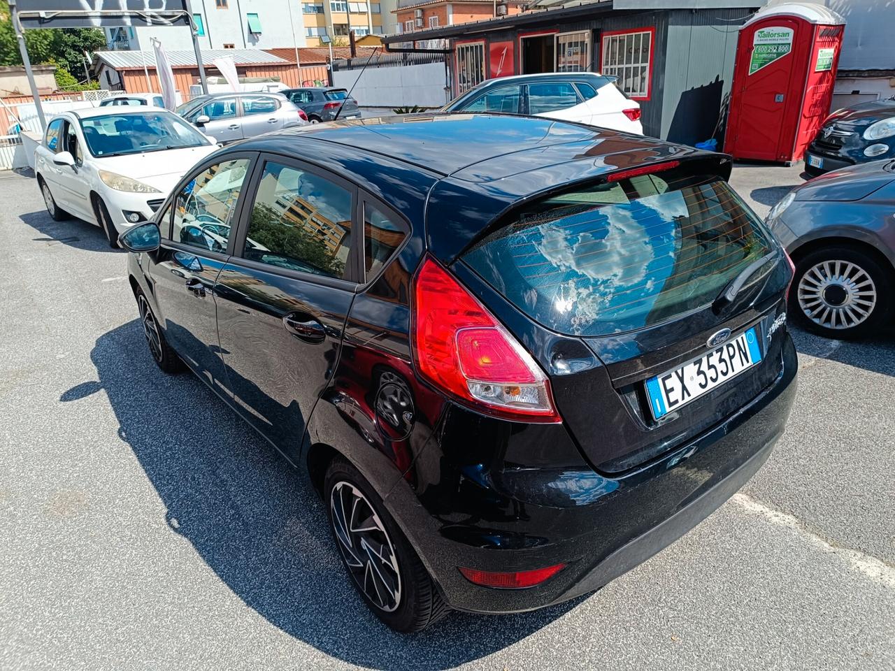 Ford Fiesta 1.5 TDCi 75CV 5 porte Business