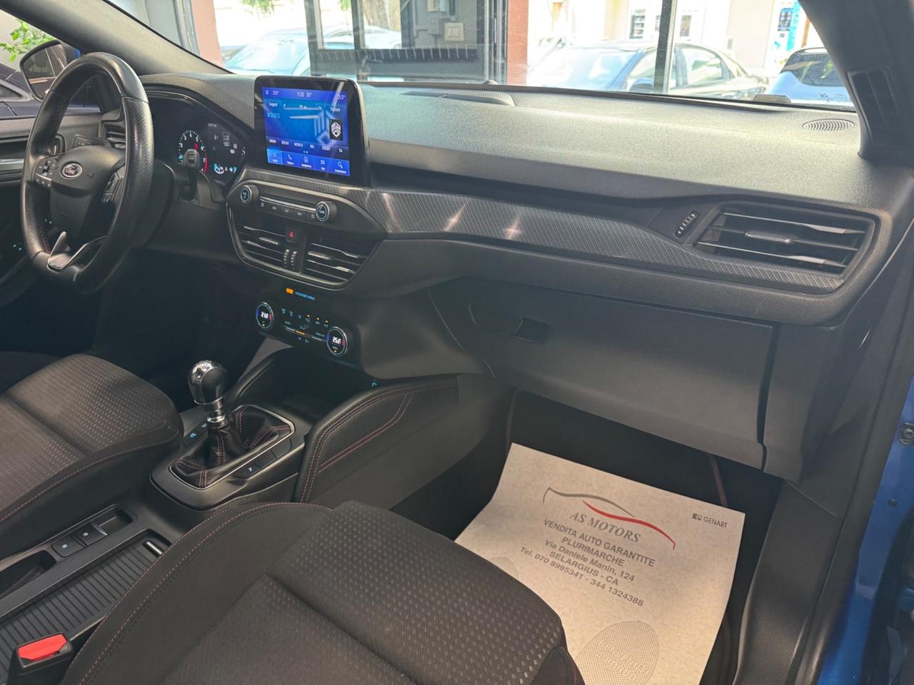Ford Focus 1.0 EcoBoost 125 CV ST Line Finanziabile