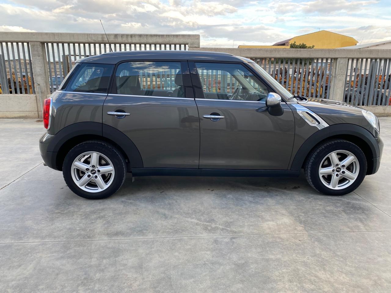 Mini One Countryman 1.6 D